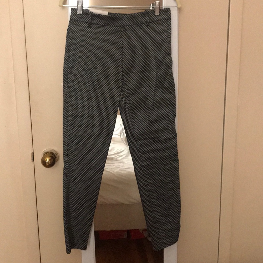New H&M Black and White Ankle-Length Slacks